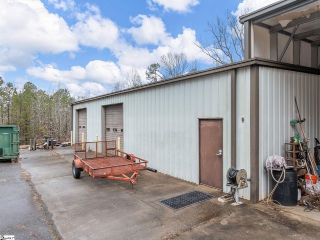 170 Oak Ridge Drive, Jonesville, SC 29353