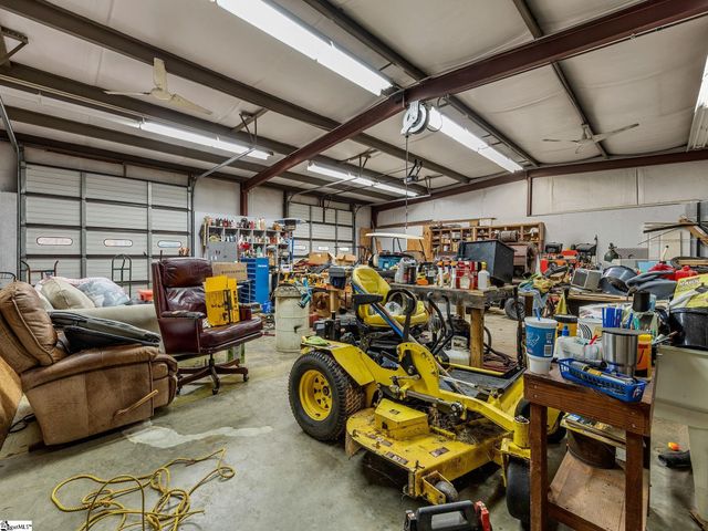 170 Oak Ridge Drive, Jonesville, SC 29353