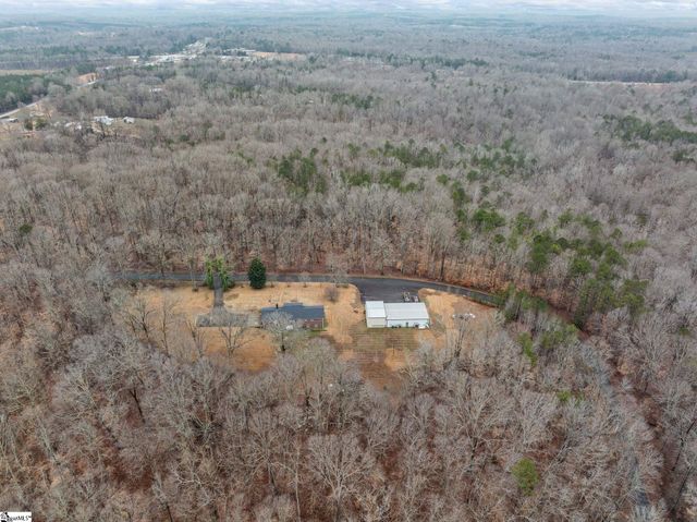 170 Oak Ridge Drive, Jonesville, SC 29353