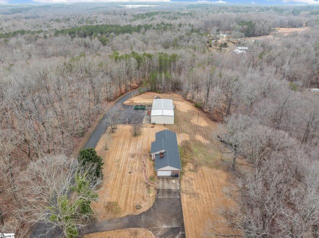 170 Oak Ridge Drive, Jonesville, SC 29353