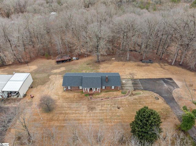 170 Oak Ridge Drive, Jonesville, SC 29353