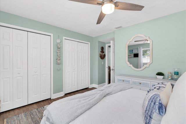 6860 14TH WAY S, St Petersburg, FL 33705