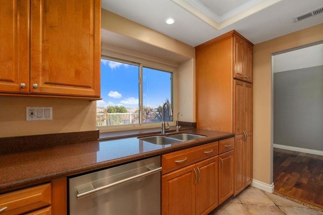 10117 Diamond Head Ct., Spring Valley, CA 91977
