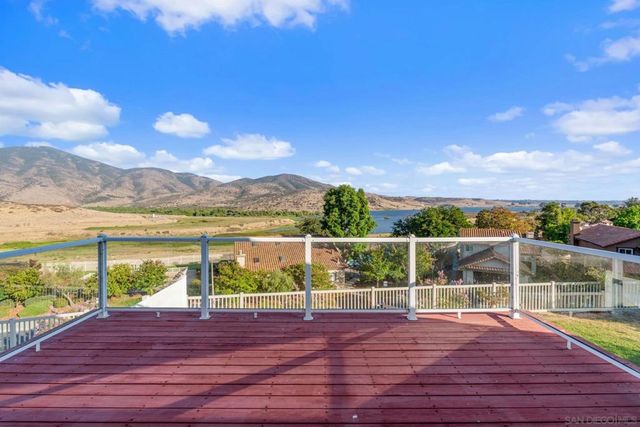 10117 Diamond Head Ct., Spring Valley, CA 91977
