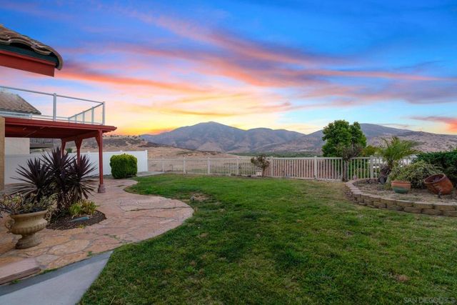 10117 Diamond Head Ct., Spring Valley, CA 91977