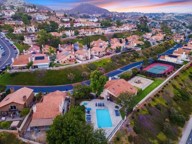 10117 Diamond Head Ct., Spring Valley, CA 91977