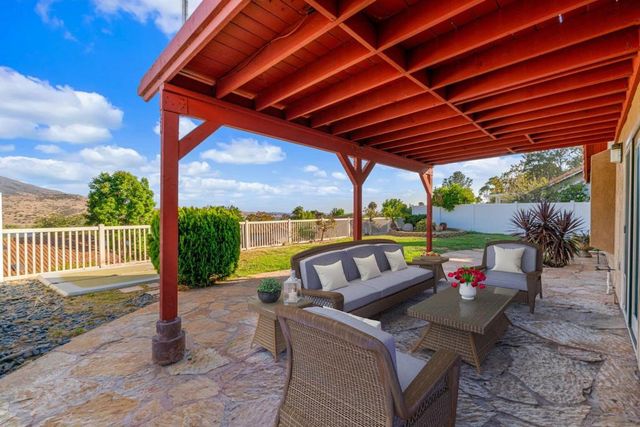 10117 Diamond Head Ct., Spring Valley, CA 91977