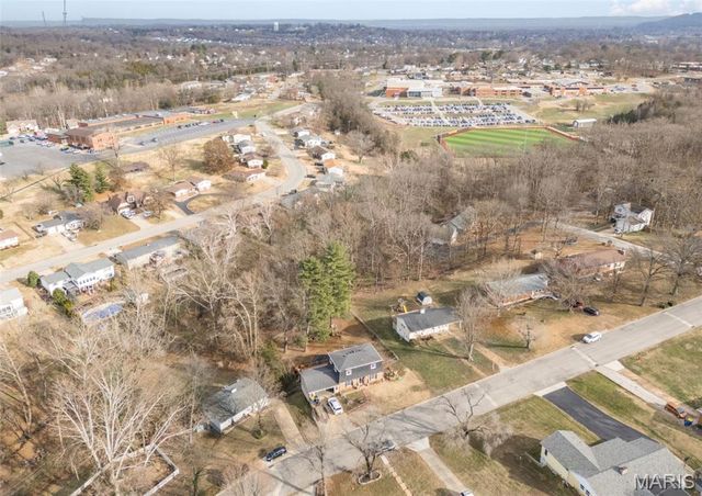 610 Edgewood Lane, Festus, MO 63028