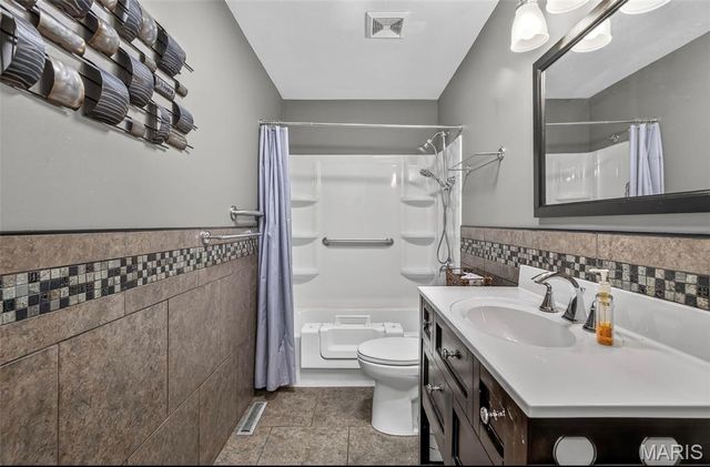 610 Edgewood Lane, Festus, MO 63028