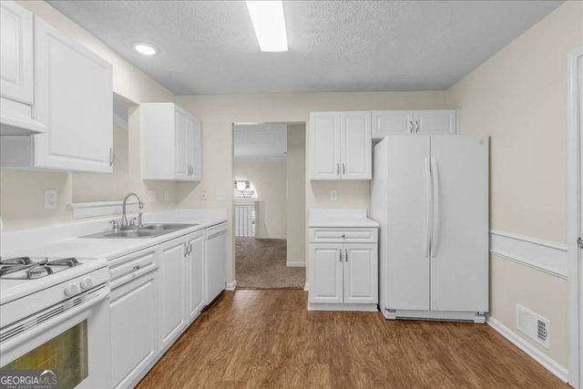 1460 Flattail Run, Lawrenceville, GA 30043