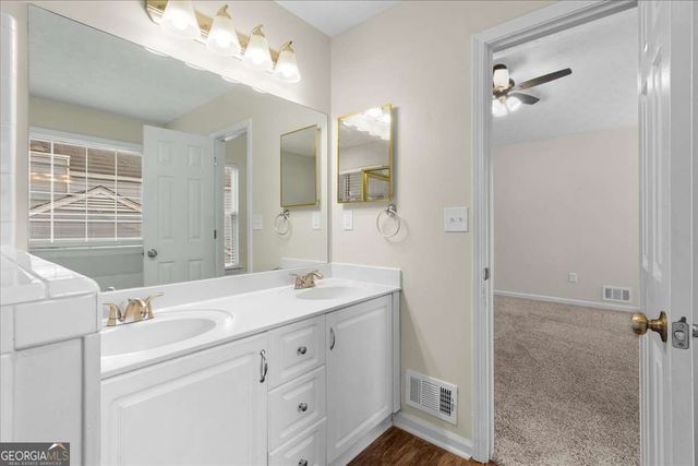 1460 Flattail Run, Lawrenceville, GA 30043