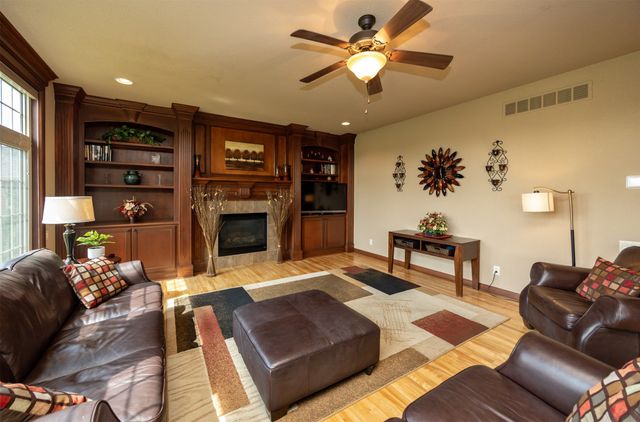 1325 NE 47th Street, Ankeny, IA 50021