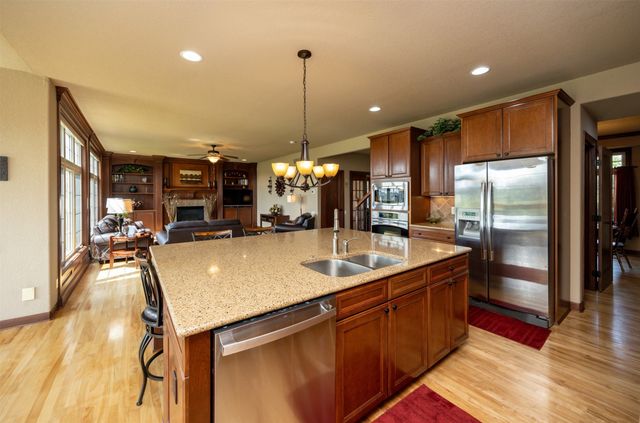 1325 NE 47th Street, Ankeny, IA 50021