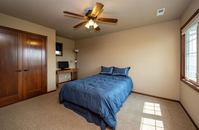 1325 NE 47th Street, Ankeny, IA 50021