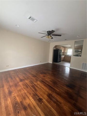 303 3rd SE, Aliceville, AL 35442