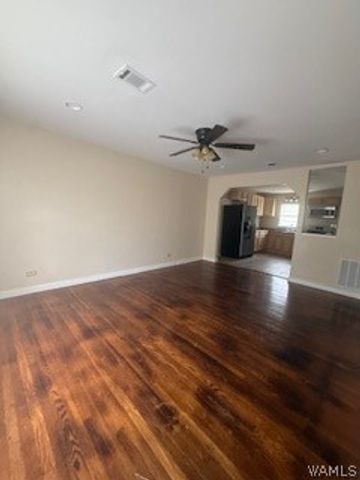 303 3rd SE, Aliceville, AL 35442