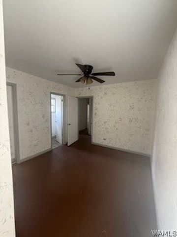 303 3rd SE, Aliceville, AL 35442