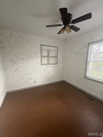 303 3rd SE, Aliceville, AL 35442