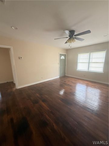 303 3rd SE, Aliceville, AL 35442