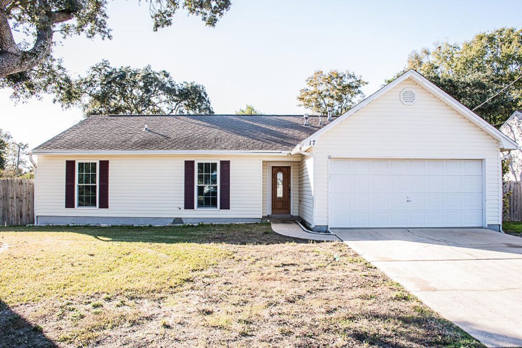 17 8th Avenue, Shalimar, FL 32579