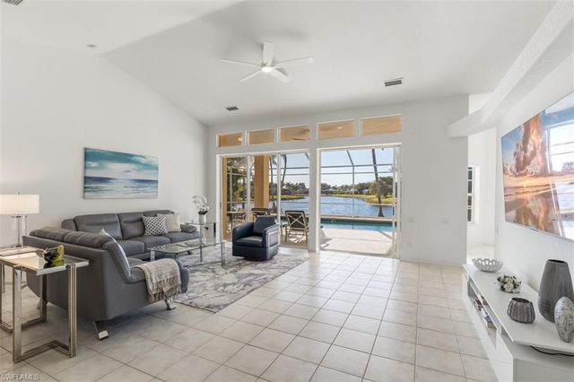 11283 LONGSHORE WAY E, Naples, FL 34119