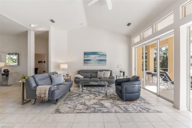 11283 LONGSHORE WAY E, Naples, FL 34119