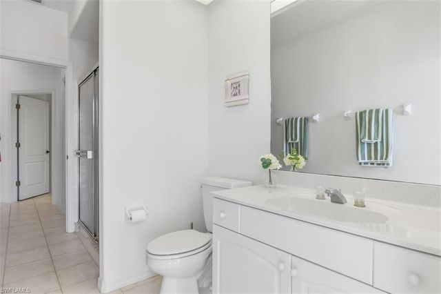 11283 LONGSHORE WAY E, Naples, FL 34119