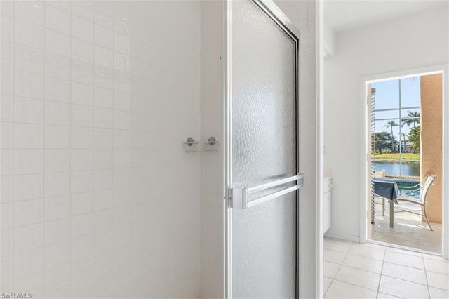 11283 LONGSHORE WAY E, Naples, FL 34119