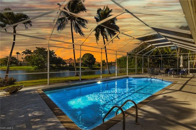 11283 LONGSHORE WAY E, Naples, FL 34119