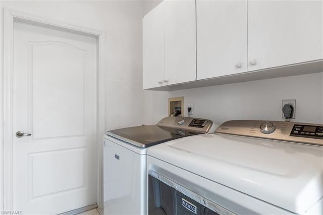 11283 LONGSHORE WAY E, Naples, FL 34119