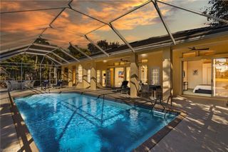 11283 LONGSHORE WAY E, Naples, FL 34119
