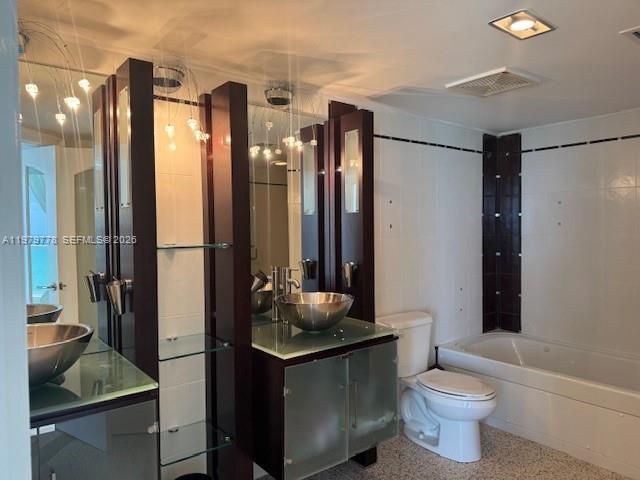 16699 Collins Avenue 2710, Sunny Isles Beach, FL 33160