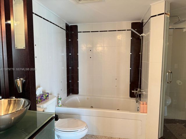 16699 Collins Avenue 2710, Sunny Isles Beach, FL 33160