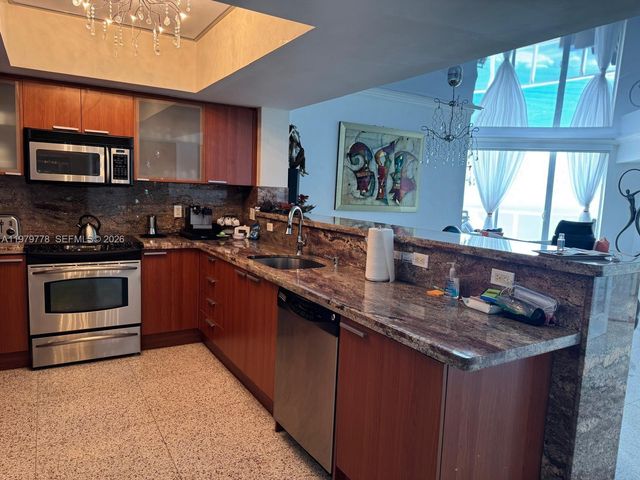 16699 Collins Avenue 2710, Sunny Isles Beach, FL 33160