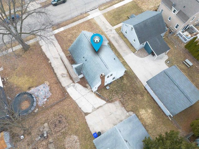 914 W BREWSTER STREET, Appleton, WI 54914