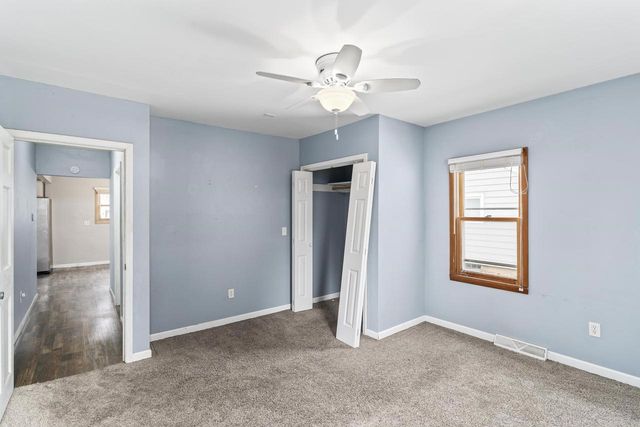 914 W BREWSTER STREET, Appleton, WI 54914