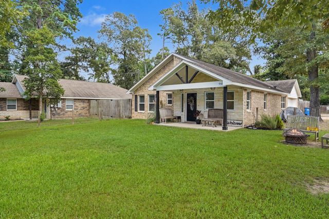9589 Thousand Oaks Loop, Montgomery, TX 77316