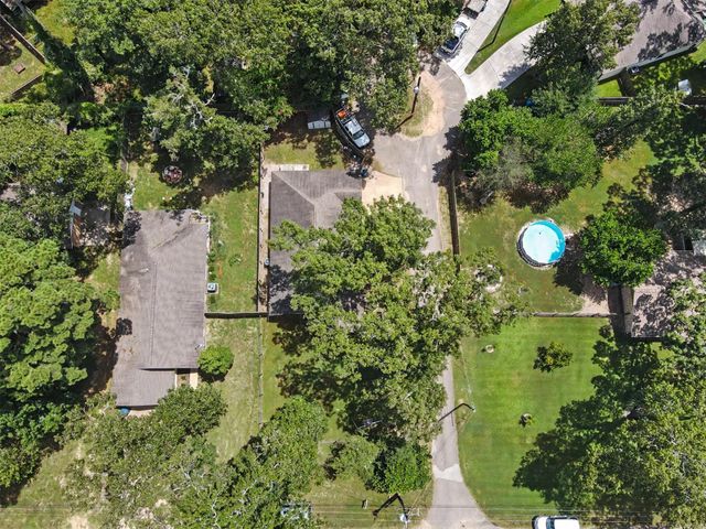 9589 Thousand Oaks Loop, Montgomery, TX 77316