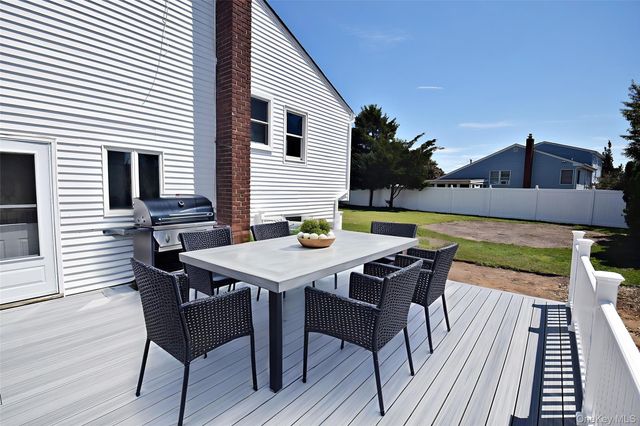 112 Raynor Street, West Babylon, NY 11704