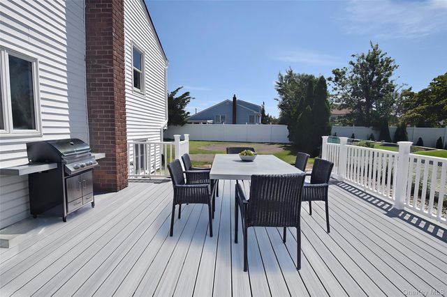 112 Raynor Street, West Babylon, NY 11704