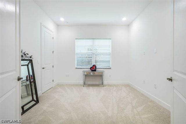 28604 Moraga LN, Bonita Springs, FL 34135