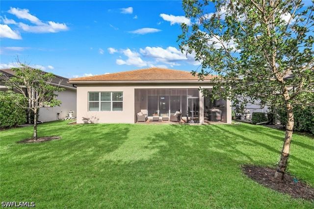 28604 Moraga LN, Bonita Springs, FL 34135