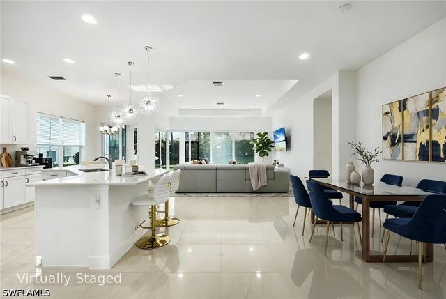 28604 Moraga LN, Bonita Springs, FL 34135