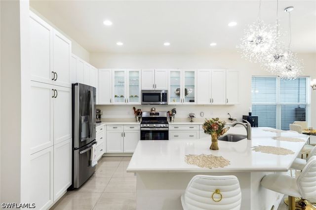 28604 Moraga LN, Bonita Springs, FL 34135