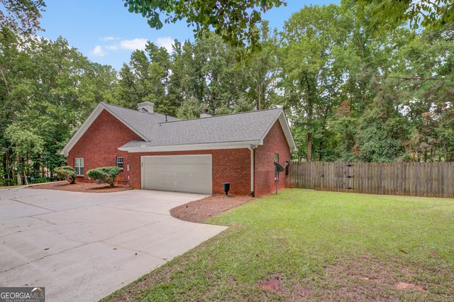 120 Cannongate Trace, Sharpsburg, GA 30277