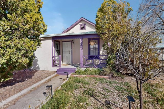 1204 Edith Boulevard SE, Albuquerque, NM 87102