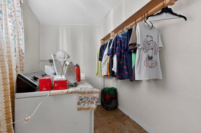 1204 Edith Boulevard SE, Albuquerque, NM 87102