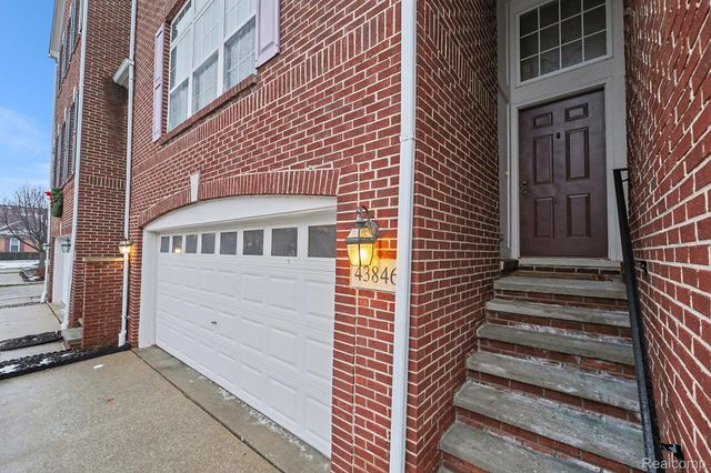 43846 Cherry Grove Court E, Canton Charter Township, MI 48188