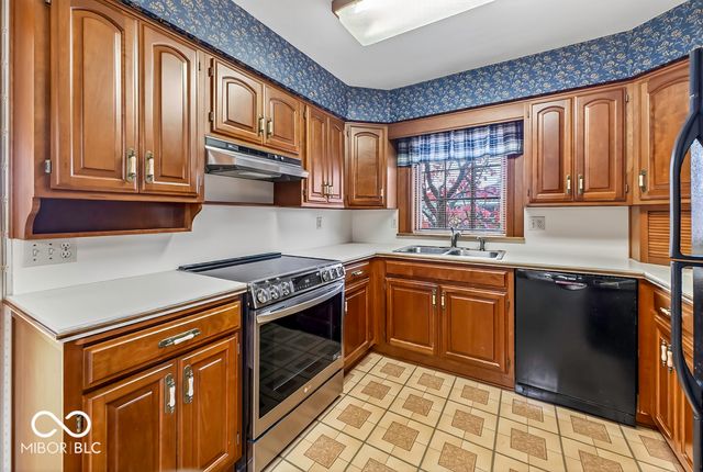 1730 Tulip Drive, Homecroft, IN 46227