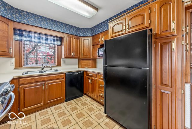 1730 Tulip Drive, Homecroft, IN 46227